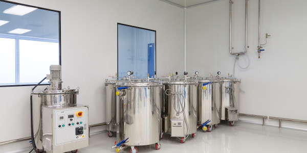 Caldereros · Calderería · Calderas · Tolvas · Cisternas · Depósitos Badalona · Instalación de Intercambiadores de Calor, Torres de Refrigeración y Sistemas de Presión