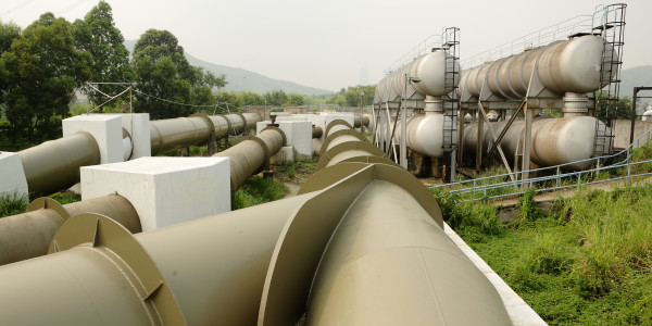 Tuberos · Instalación / Mantenimiento Tuberías Industriales l'Hospitalet de Llobregat · Medición, corte y conformado de tuberías según planos y especificaciones